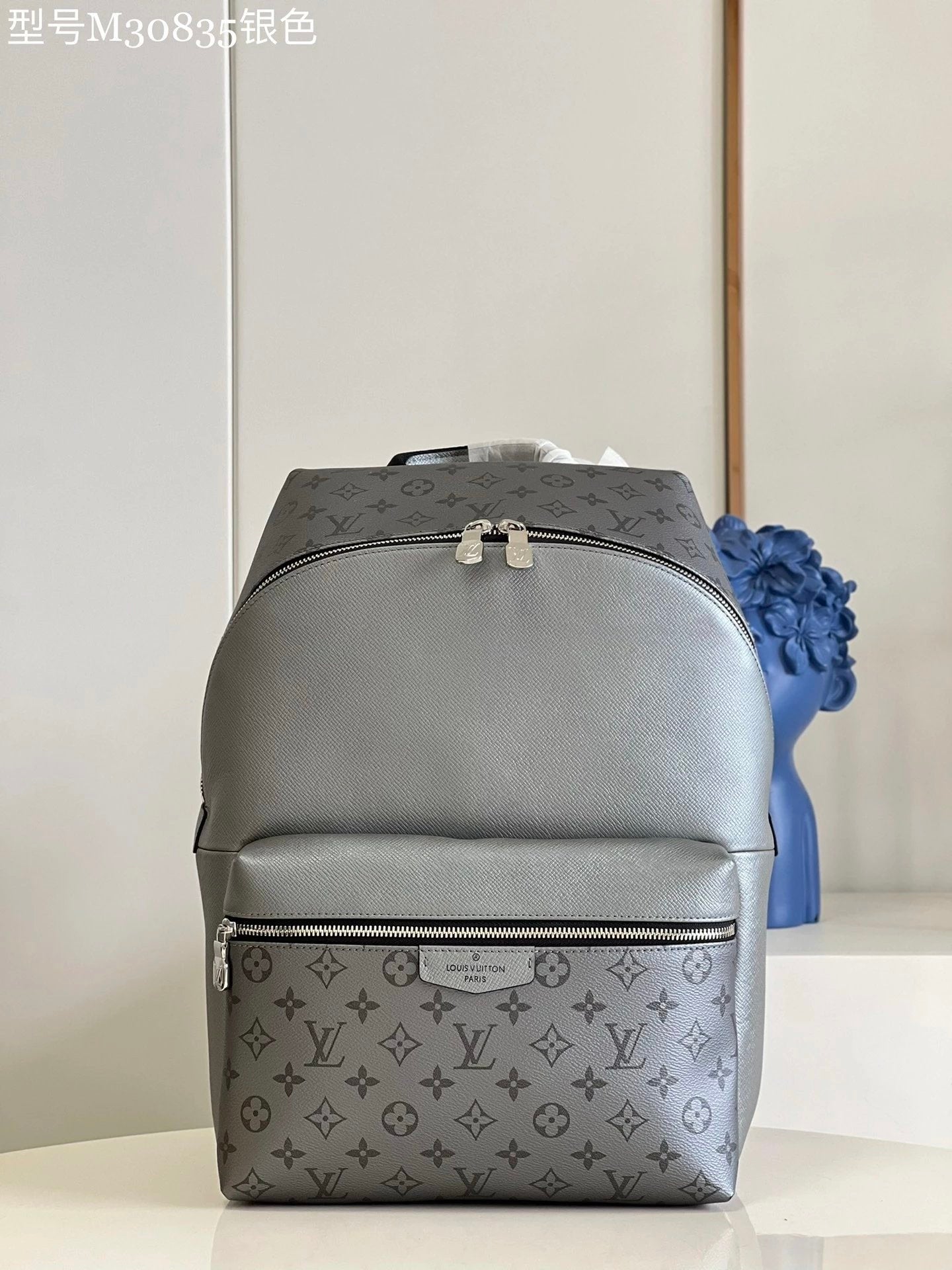 Louis Vuitton LV Backpack Top version 【Level】Original Black Presbyopic Discovery Embossed Backpack Travel Bag M46553Black M46557Gray Men's Backpack Hiking Backpack New Backpack