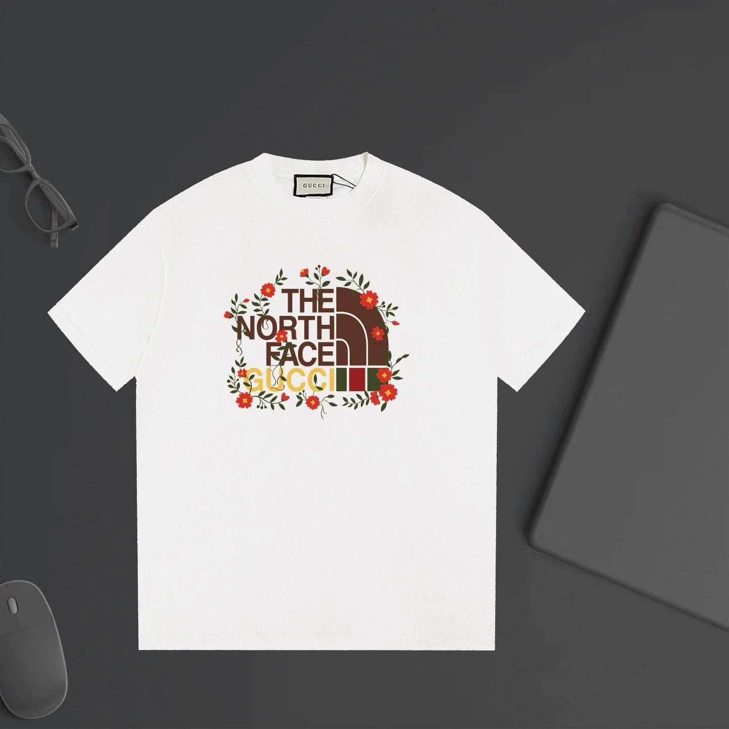 Gucci T-shirt North Face Collaboration Chest Letter with Flower Embellishment Print logo round Neck Short Sleeve25ss New Pure Cotton Unisex Style T T-shirt OS Loose Fit Base Shirt Top Half Sleeve T-Shirt