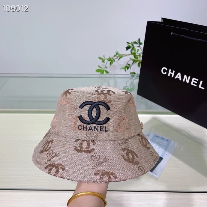 Chanel Hat New Style Bucket Hat，Big Brand's Same Style Super Easy to Match，Hurry up and Buy It！