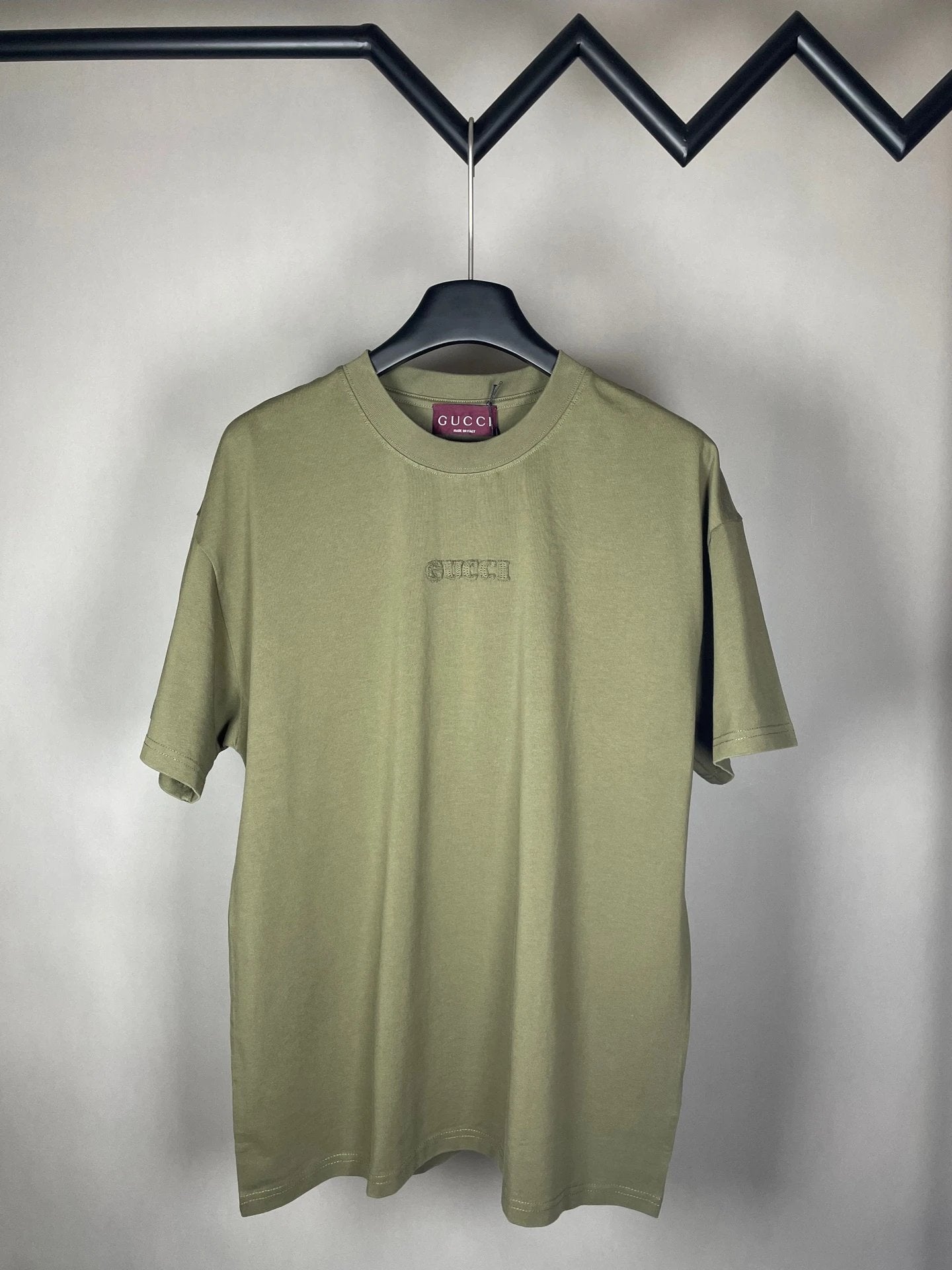 Gucci T-shirt Chest Embellishment Brand Embroidery logo round Neck Short Sleeve25ss New pure cotton T Unisex T-Shirt OS Loose Fit Base Shirt Top Half Sleeve T-Shirt