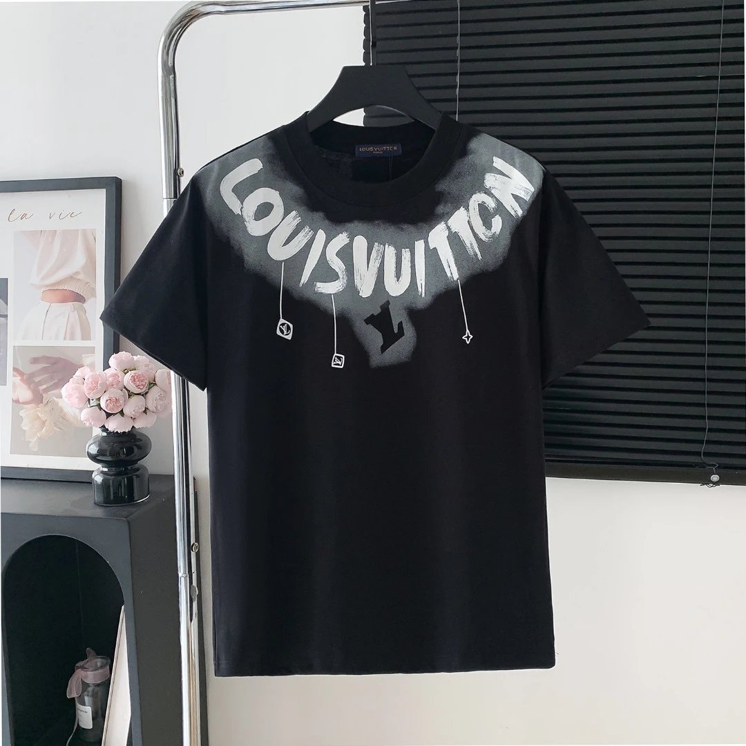Louis Vuitton LV T-shirt Neckline logo Printed Letter Crew Neck Short Sleeve25ss New Pure Cotton Unisex Style T Casual T-Shirt Base Layer Shirt OS Loose Fit Half Sleeve Top Plus Size