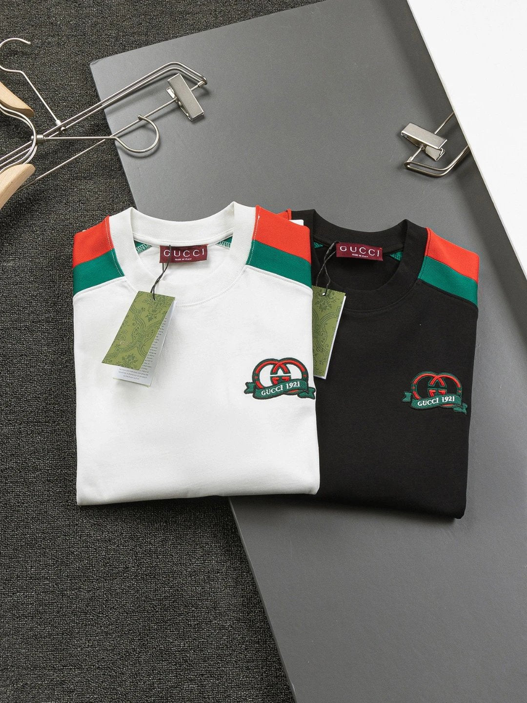 Gucci T-shirt Chest number1921Pair with Letter Embroidery logo round Neck Short Sleeve25ss New Pure Cotton Unisex Style T Casual T-Shirt Base Layer Shirt OS Loose Fit Half Sleeve Top Plus Size