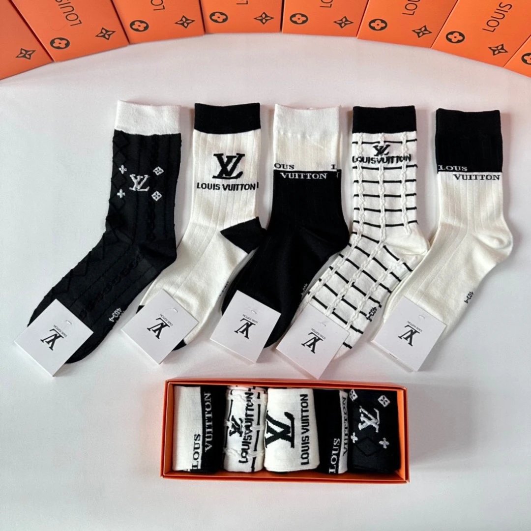 Louis Vuitton LV Sock 【Five Pairs Per Box】Stripes logo Mid-Calf Cotton Slouch Socks Breathable Fashionable25ss New Cotton Socks Thin Business Sports Casual Spring Summer Autumn Versatile Deodorant Sweat-Absorbing