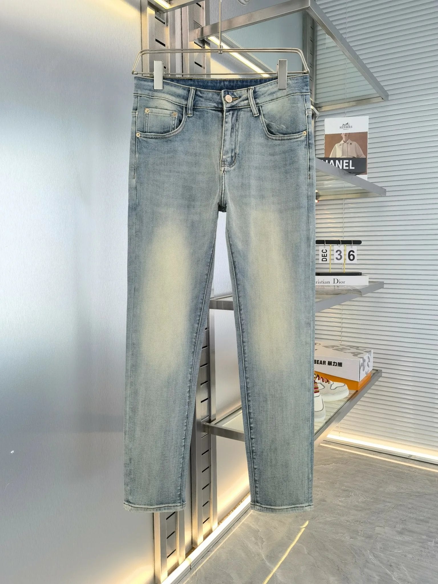 Louis Vuitton LV Jeans Back Body Brand Label logo25ss Spring Summer New Straight Leg Jeans Unisex Slim Fit Long Pants Loose
