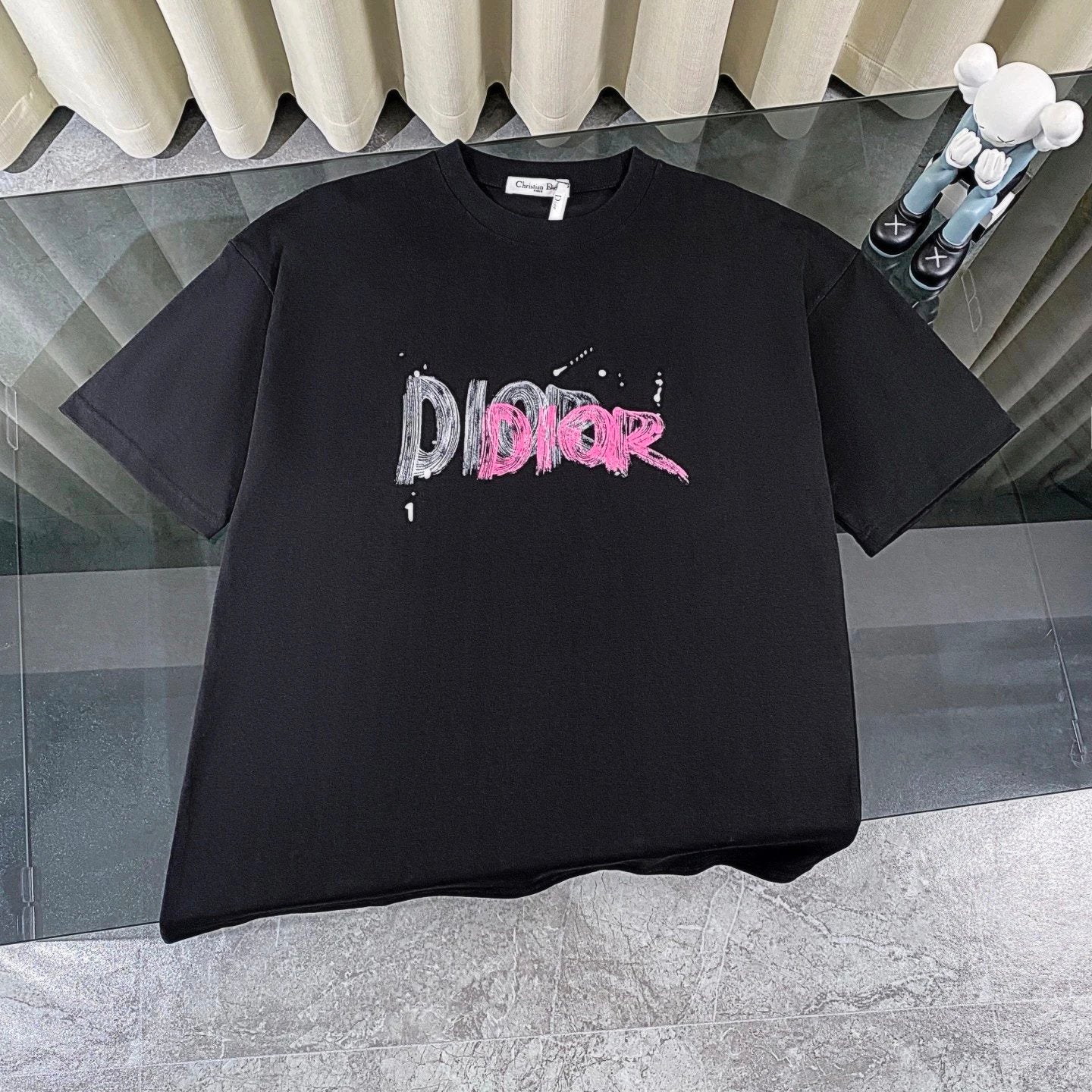 Dior T-shirt Classic Letter Print Graffiti Crew Neck Short Sleeve25ss New pure cotton T Unisex T-Shirt OS Loose Fit Base Shirt Top Half Sleeve T-Shirt