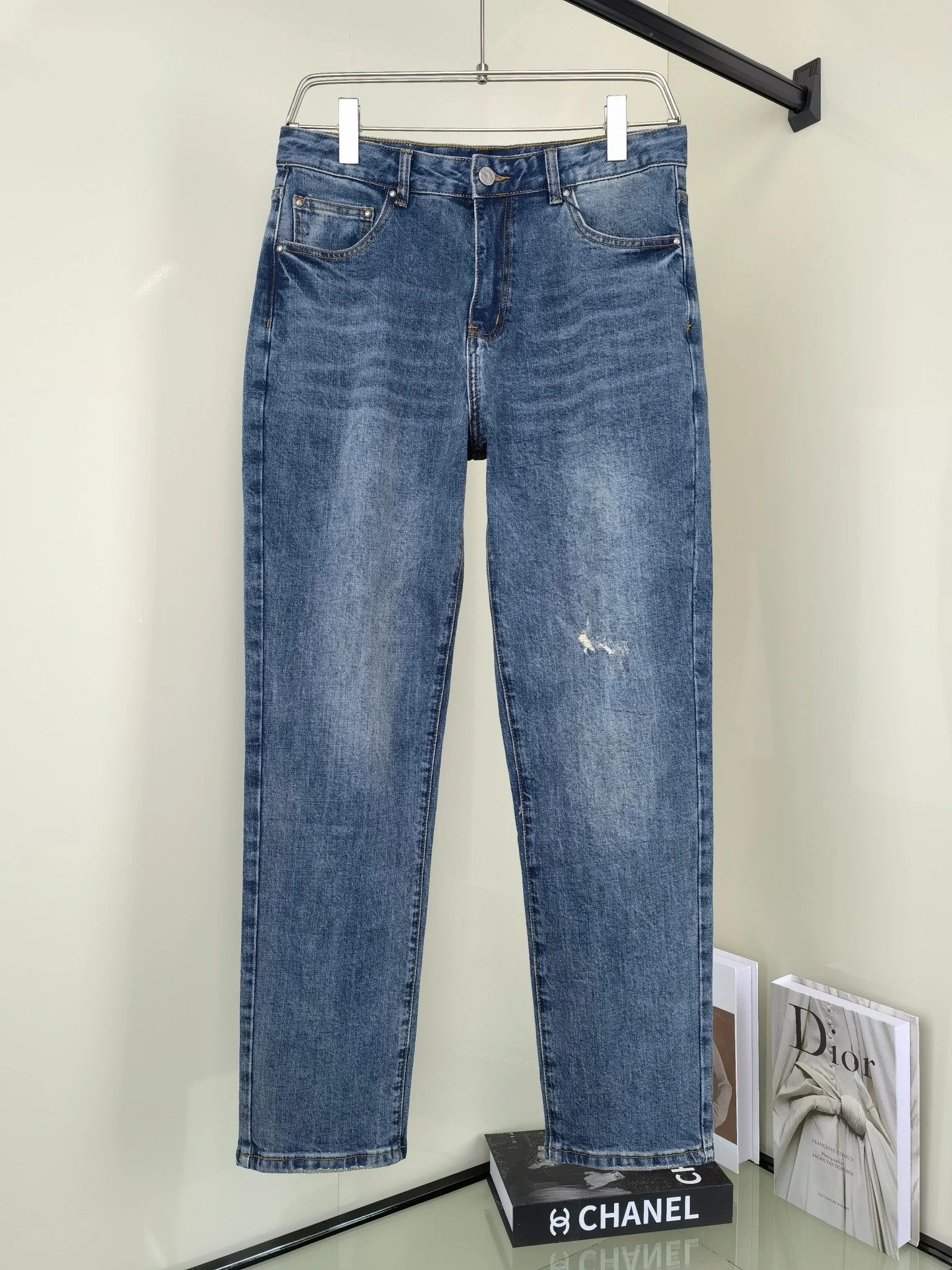 Louis Vuitton LV Jeans Back Pocket Personalized Letter Print logo25ss Spring Summer New Straight Loose Slim Fit Jeans Unisex Long Pants