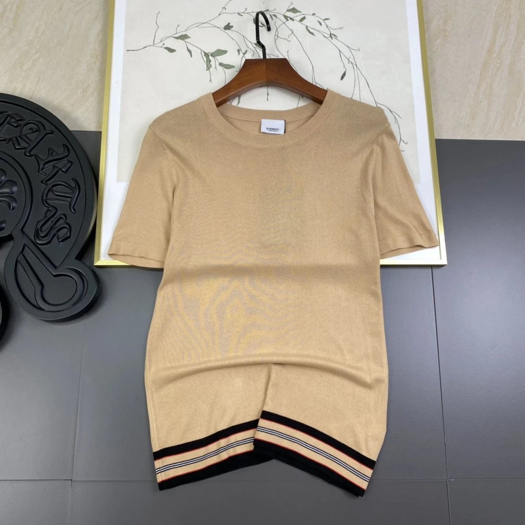 Burberry T-shirt Classic Patchwork Knit Sweater with Round Neck and Short Sleeves25ss New Pure Cotton Unisex Style T T-shirt OS Loose Fit Base Shirt Short Sleeve Top T-Shirt