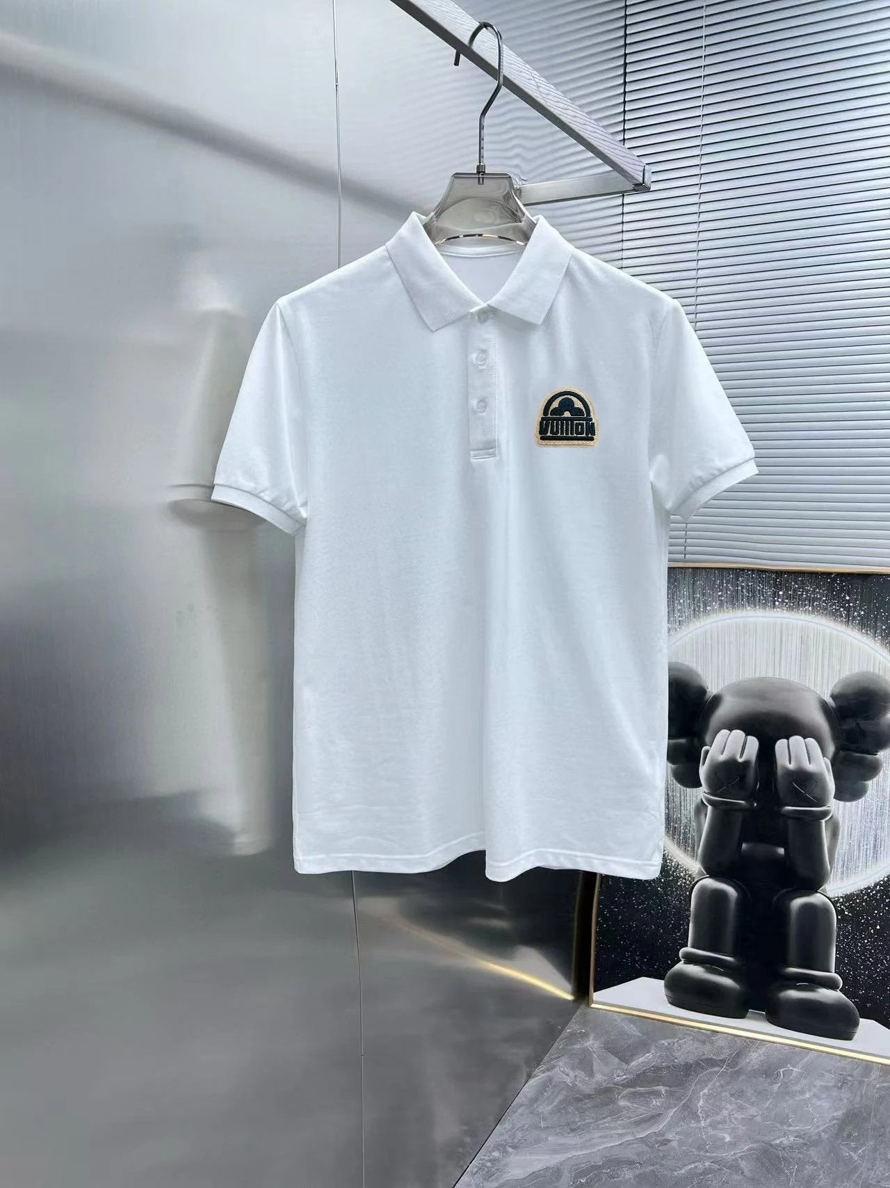 Louis Vuitton LV T-shirt Unique Chest Pattern logo Labeling POLO Short Sleeve Turn-down Collar Shirt Unisex Summer Loose Fit T Business Commuter Short Sleeve Shirt Plus Size T-Shirt