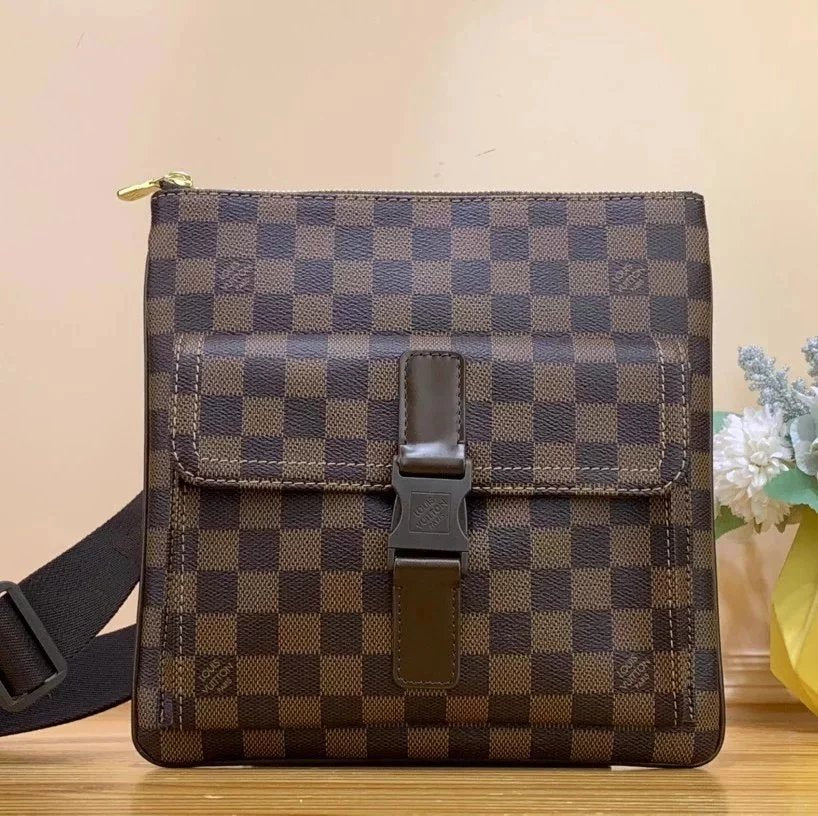 Louis Vuitton LV Men's Bag Top version ￼【Exclusive Real Shot N51127Coffee Grid】Medieval Cambridge Satchel Men's and Women's Bags General Package DamierEbène Canvas N51125Middle-Ancient Chessboard Messenger Bag for Men N51126Mid-Ancient Messenger Bag Messe