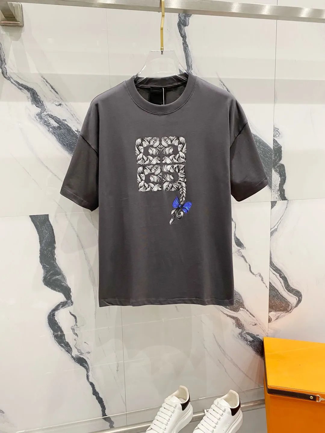 Givenchy T-shirt Chest Twine Bowknot Print logo round Neck Short Sleeve25ss New pure cotton T Unisex T-Shirt OS Loose Fit Base Shirt Top Half Sleeve T-Shirt