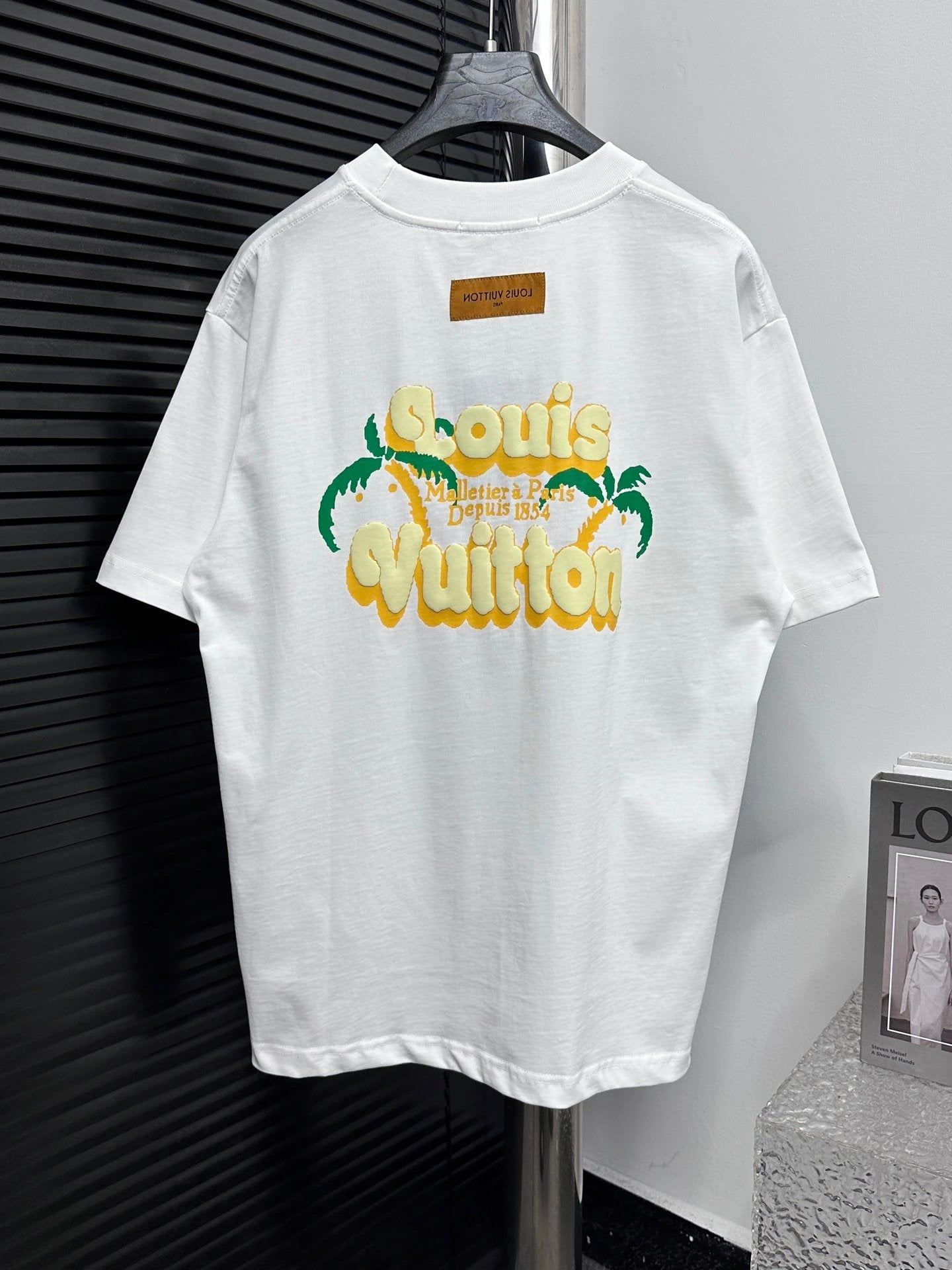 Louis Vuitton LV T-shirt Back Coconut Tree Letter Print logo round Neck Short Sleeve25ss New pure cotton T Unisex T-Shirt OS Loose Fit Base Shirt Top Half Sleeve T-Shirt