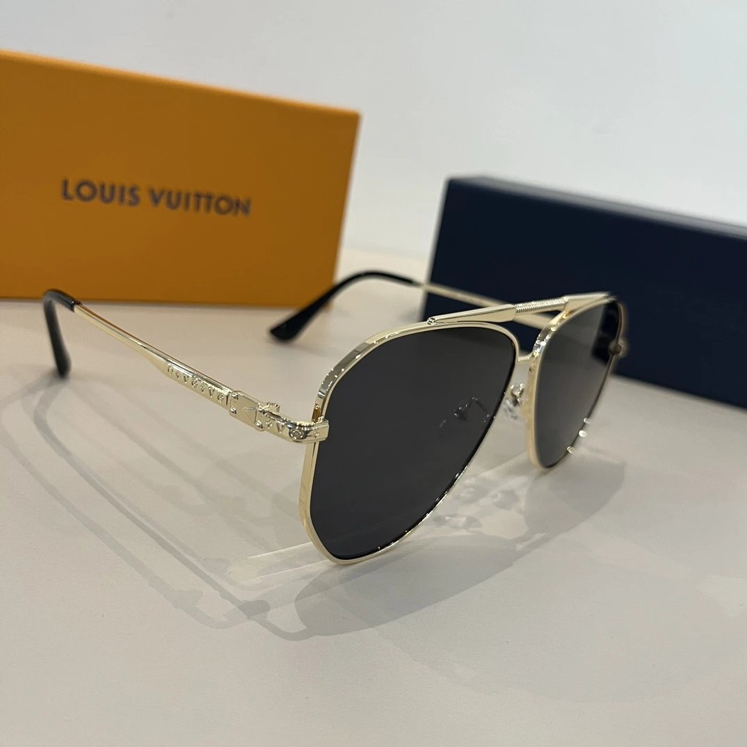 Louis Vuitton LV Sunglasses Classic Metal Single Beam Aviator Sunglasses Slimming Non-Prescription Driving Beach Fishing Unisex Couple Style UV Protection25ss New Sports Casual Versatile