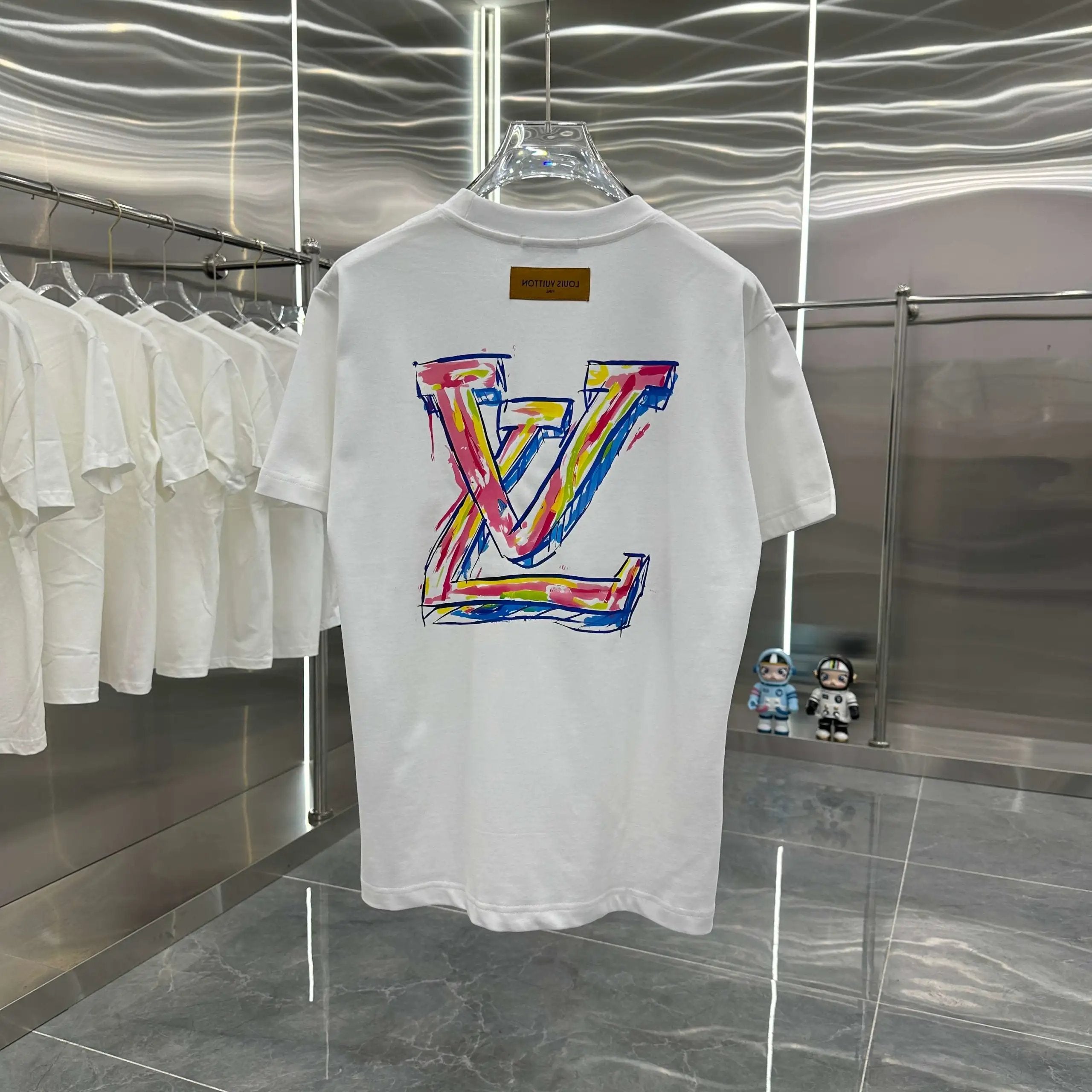 Louis Vuitton LV T-shirt Back Graffiti Colorful Print logo round Neck Short Sleeve25ss New pure cotton T Unisex T-Shirt OS Loose Fit Base Shirt Top Half Sleeve T-Shirt