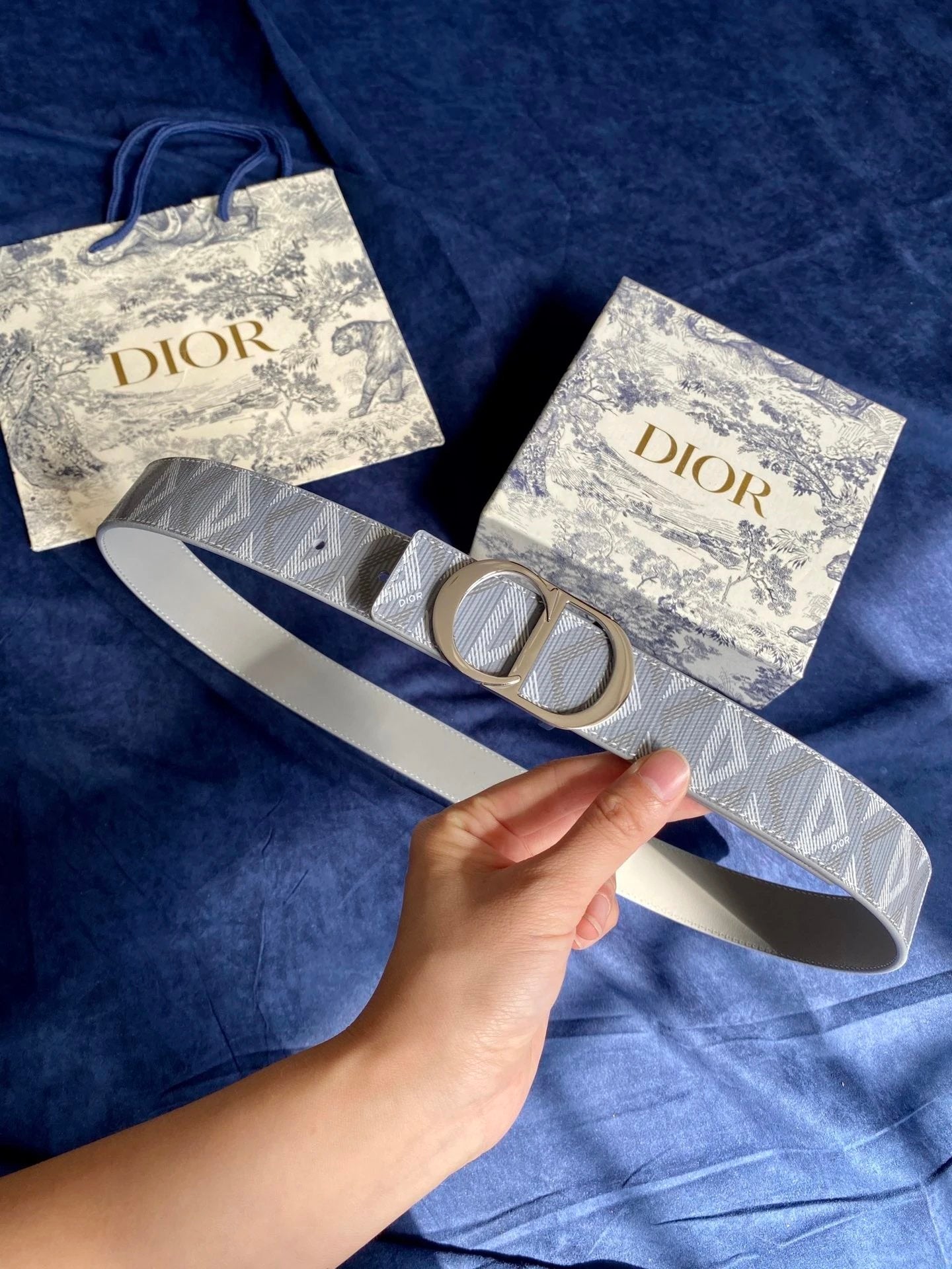 Dior Belt Top version Original Single Original Single Men and Women Universal Belt Width3.5cm Genuine Goods Quality Counter Full Set Packaging Original Leather Material Classic Presbyopic Full Printed Canvas Full Vertical Surface Calfskin Lychee Pattern B