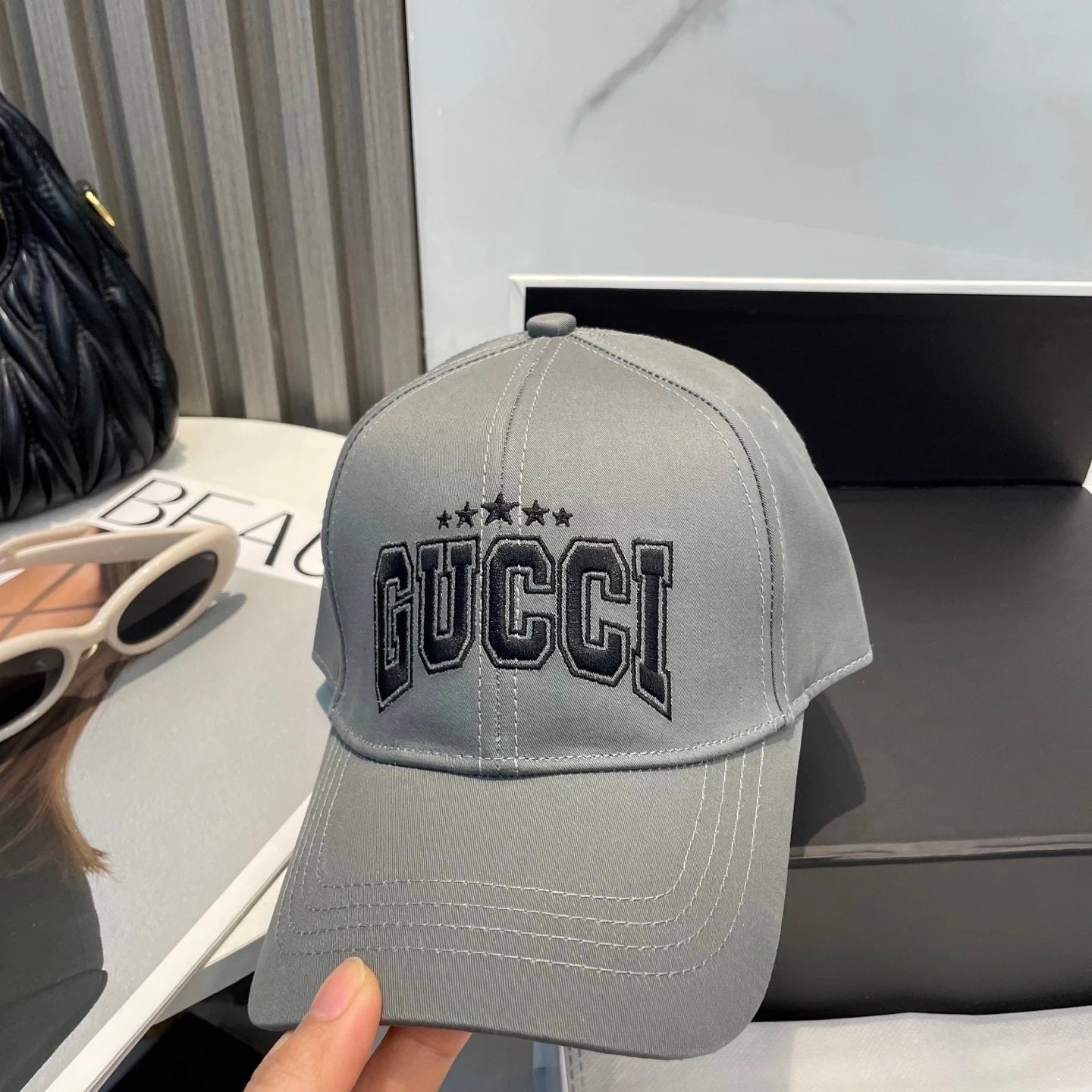 Gucci Hat Letter Printing logo Baseball Cap Sunshade Sun Protection Duckbill Cap Large Head Circumference Slimming Face Curved Brim Versatile Sports Hat for Men and Women Couples Same Style