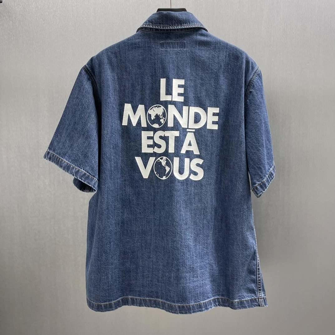 Louis Vuitton LV Shirt Back Slogan Print logo Short Sleeve Shirt25ss New Solid Color Vintage Plaid Striped Cotton Patchwork Striped Unisex War Horse Jacket Shirt Casual Business Versatile